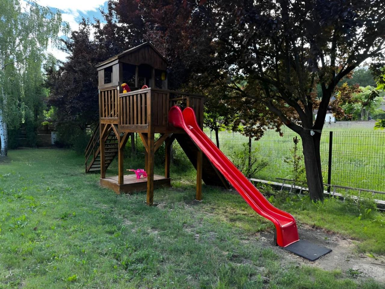 Evie'S Tree House Βίλα Dragomirna Εξωτερικό φωτογραφία